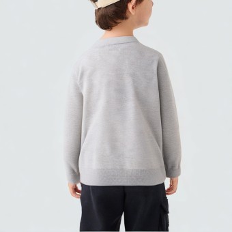 Stylish single-breasted lightweight knitted cardigan