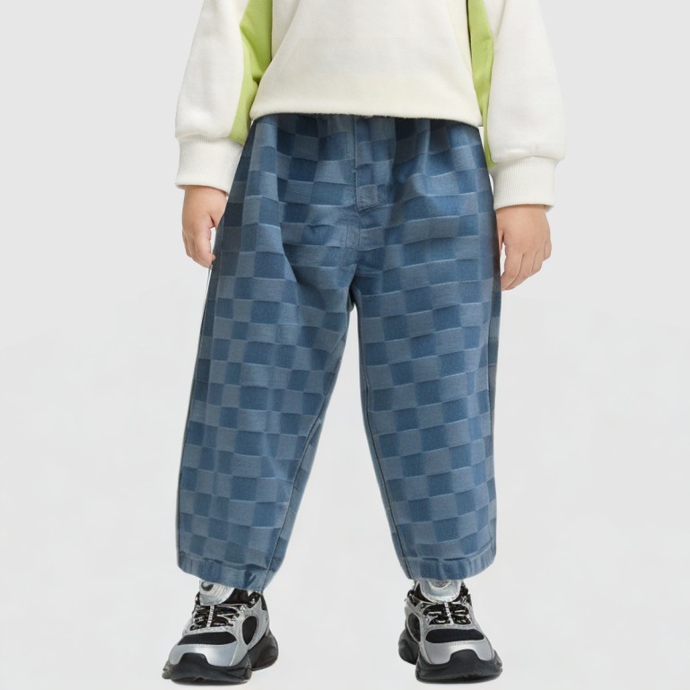 Boys' mid-rise straight-leg denim jeans